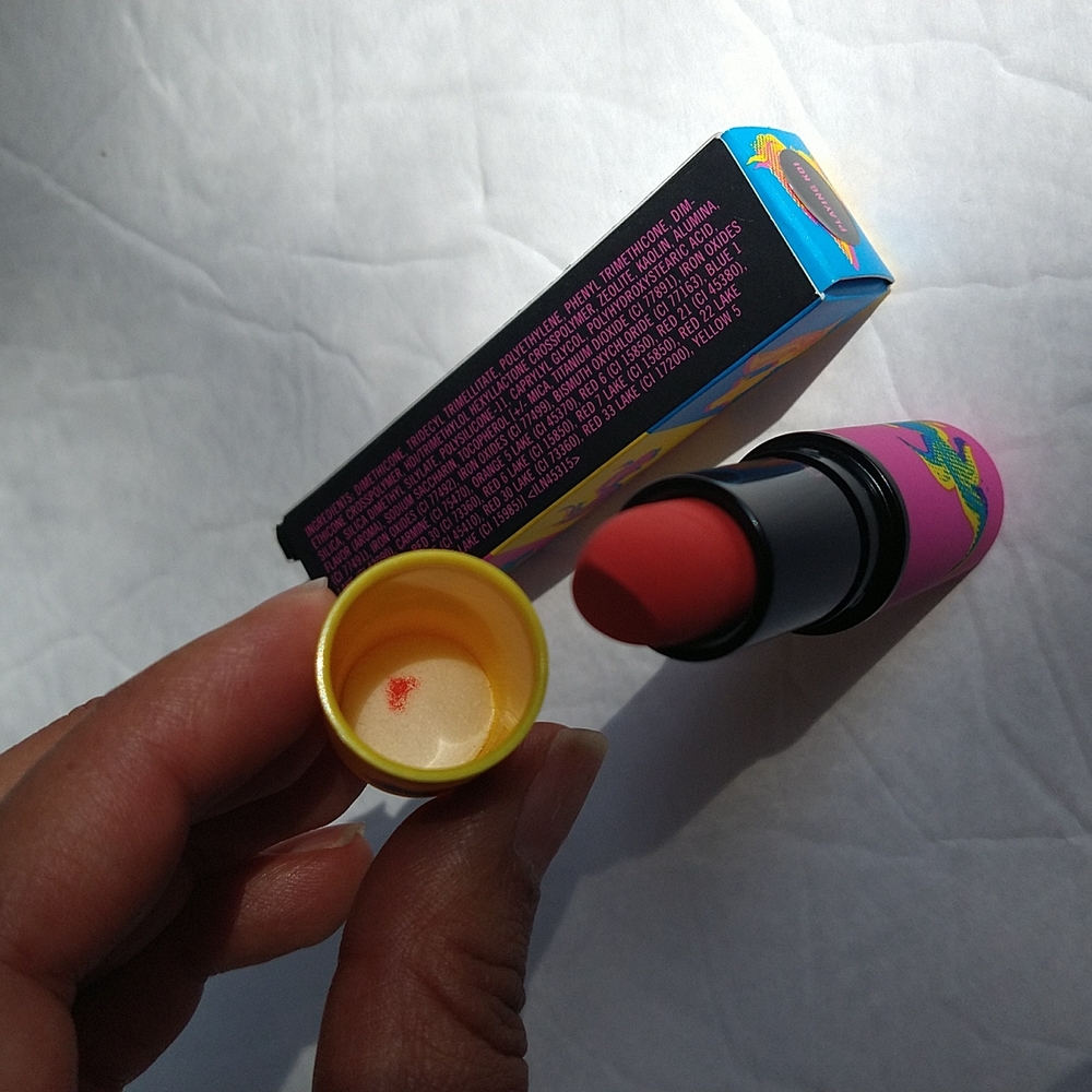 Mac moon masterpiece powder kiss lipstick - Picture 16 of 16